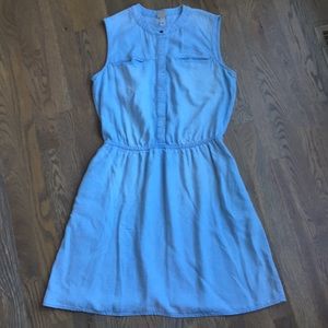 NWOT Chambray Sleeveless Pocket Dress, M